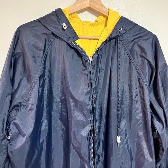 Reversible Rain Jacket – Navy & Yellow – Unisex, Fits XL – Dual-Sided Pockets - Picture 7 of 12